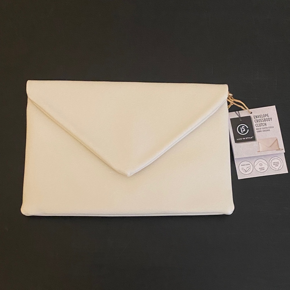 Clutch purse